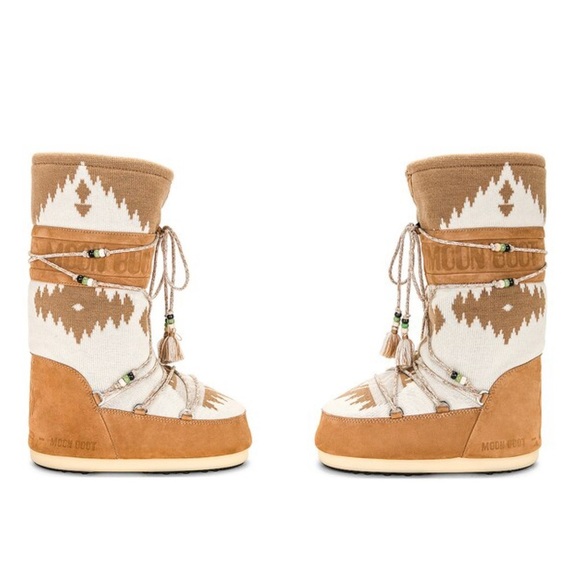 ALANUI X MOON BOOT Icon boots knit tan cream EU 38 US 7-8 sweater boho bead NEW - Picture 1 of 16